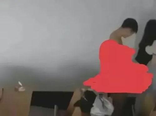 上海父女吃瓜事件视频,一场引发热议的街头冲突瞬间