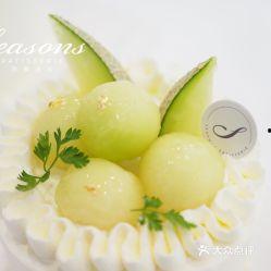 吃蜜瓜甜品视频,夏日清凉甜蜜享受
