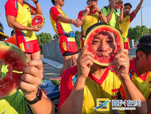 球迷吃瓜比赛视频,球迷吃瓜视频揭秘精彩瞬间