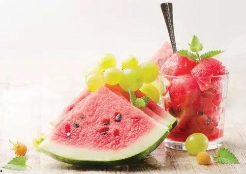 吃小瓜会不会变胖呀视频,吃小瓜真的会导致发胖吗？揭秘真相