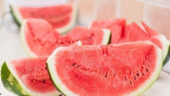 吃小瓜会不会变胖呀视频,吃小瓜真的会导致发胖吗？揭秘真相